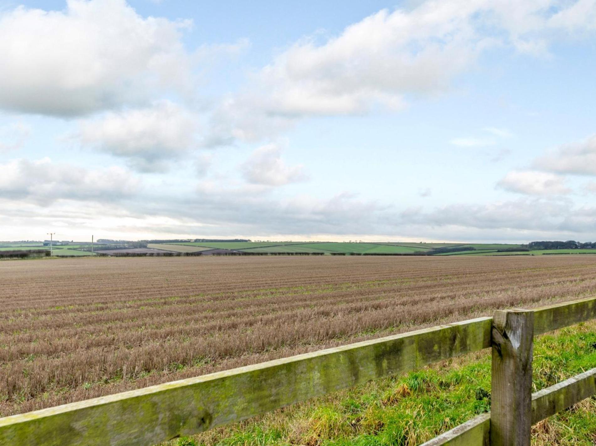 Villa 4 Bed In Langtoft 81235 Weaverthorpe Esterno foto